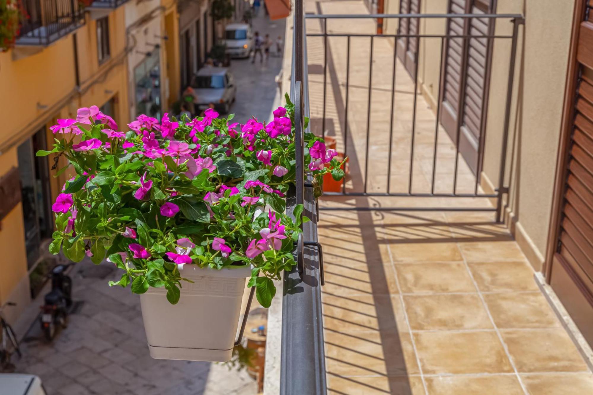 Isgro Rooms Marsala Exterior photo
