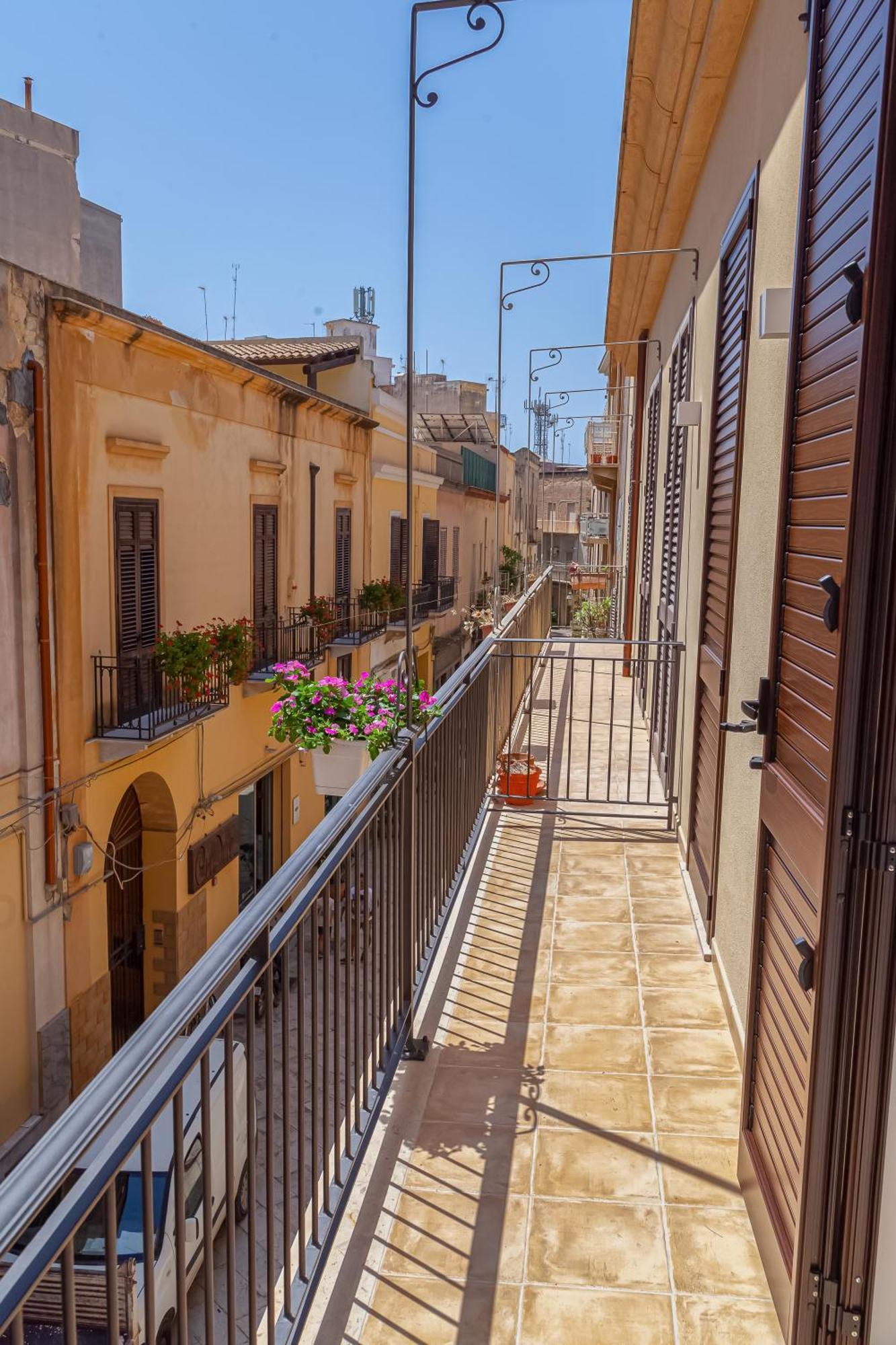 Isgro Rooms Marsala Exterior photo